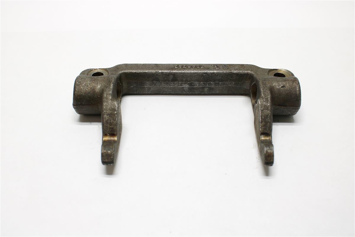 5T-2141 | 5T-2141  Yoke Shifter Fork M809 M939 (10).JPG