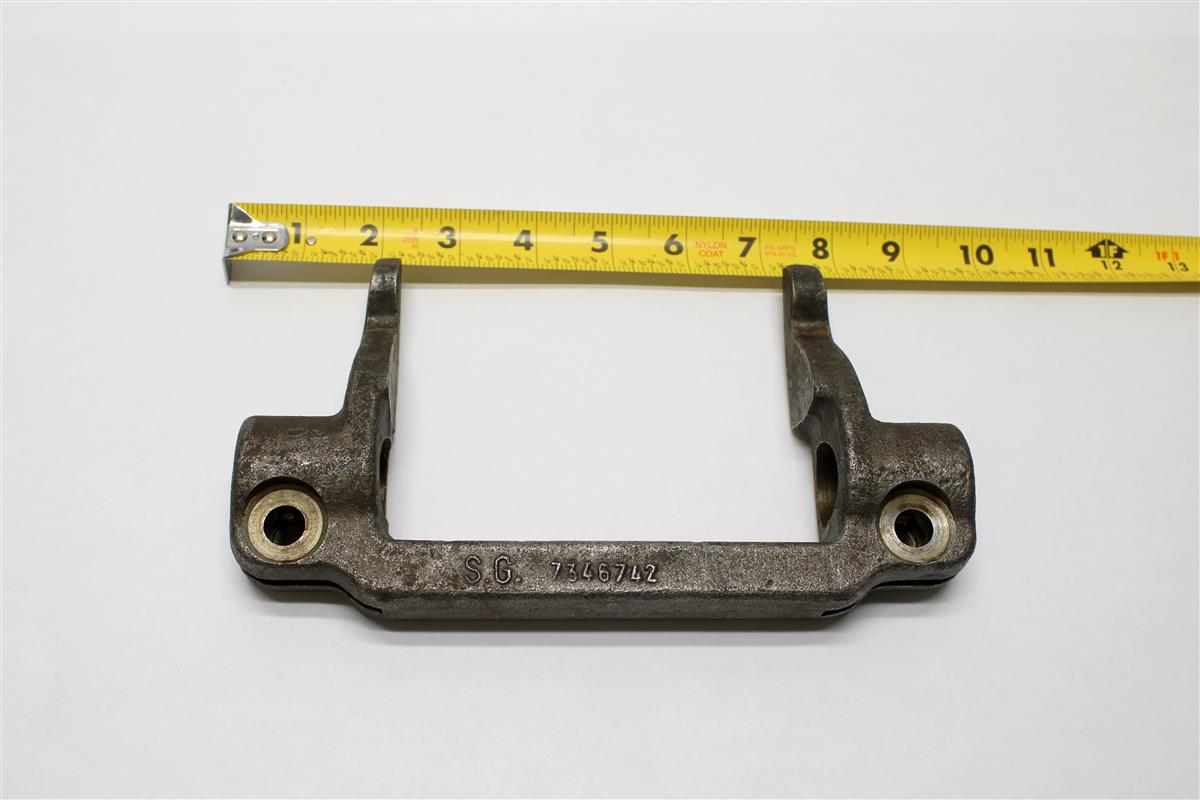 5T-2141 | 5T-2141  Yoke Shifter Fork M809 M939 (4).JPG