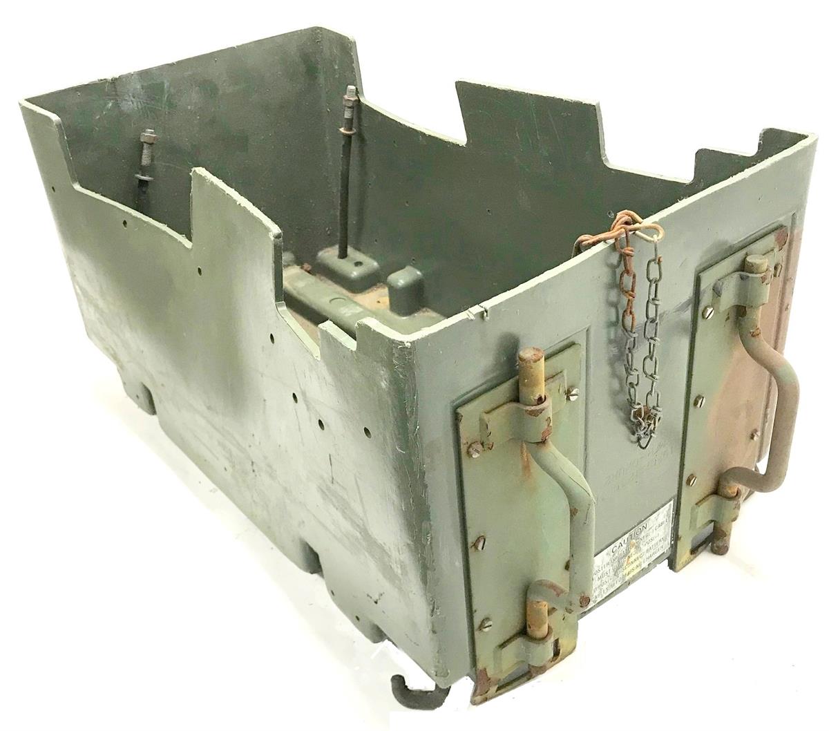 5T-525 | 5T-525  Battery Box  (2).jpg