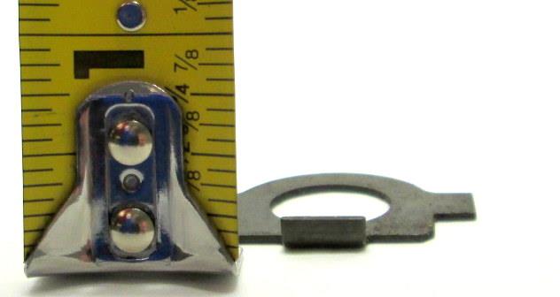 5T-645 | 5T-645 Exhaust Manifold Bolt Retainer (6).JPG
