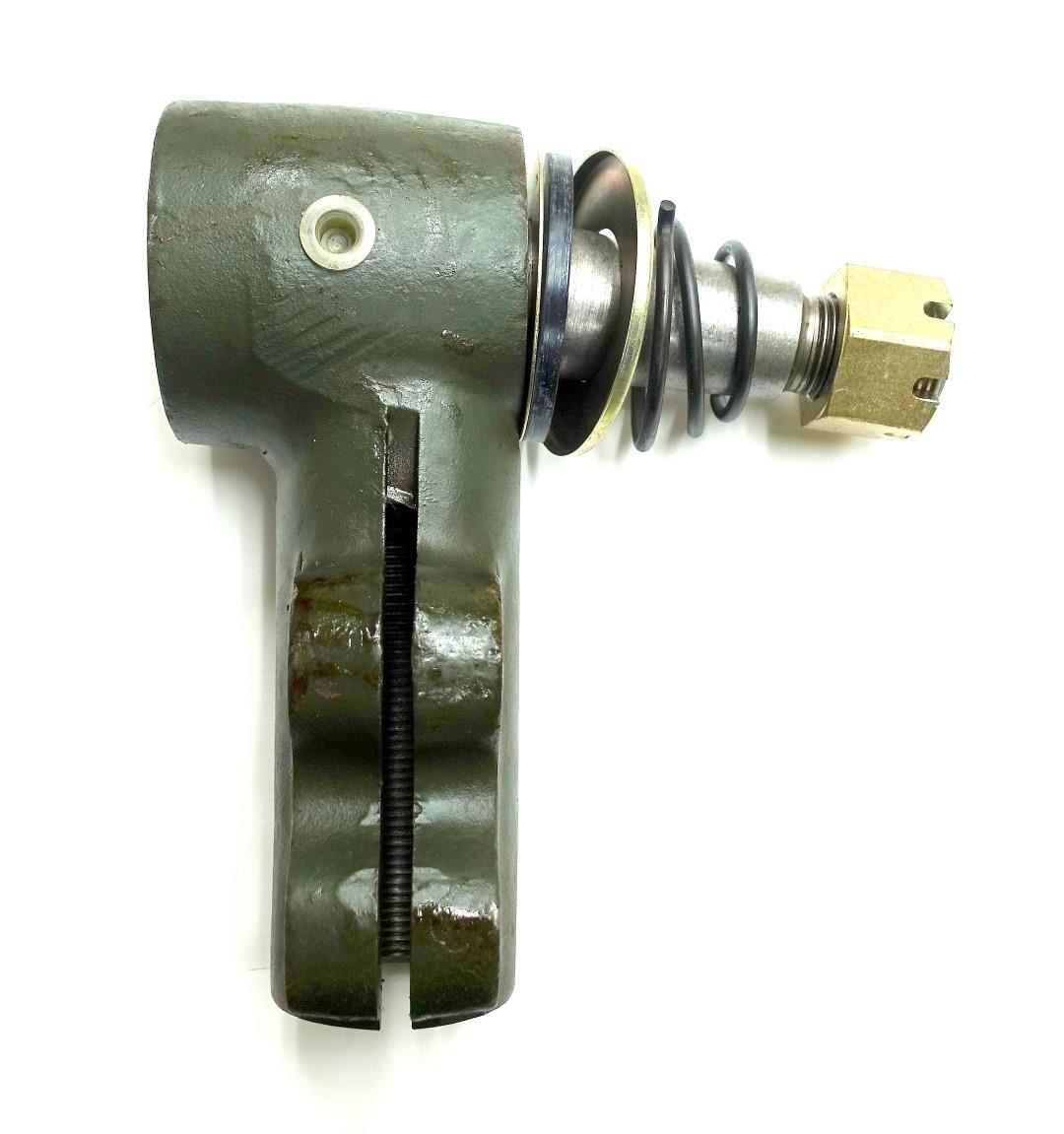 5T-669R | 5T-669R Right Tie Rod End for 5-Ton Trucks (7) (Large).JPG