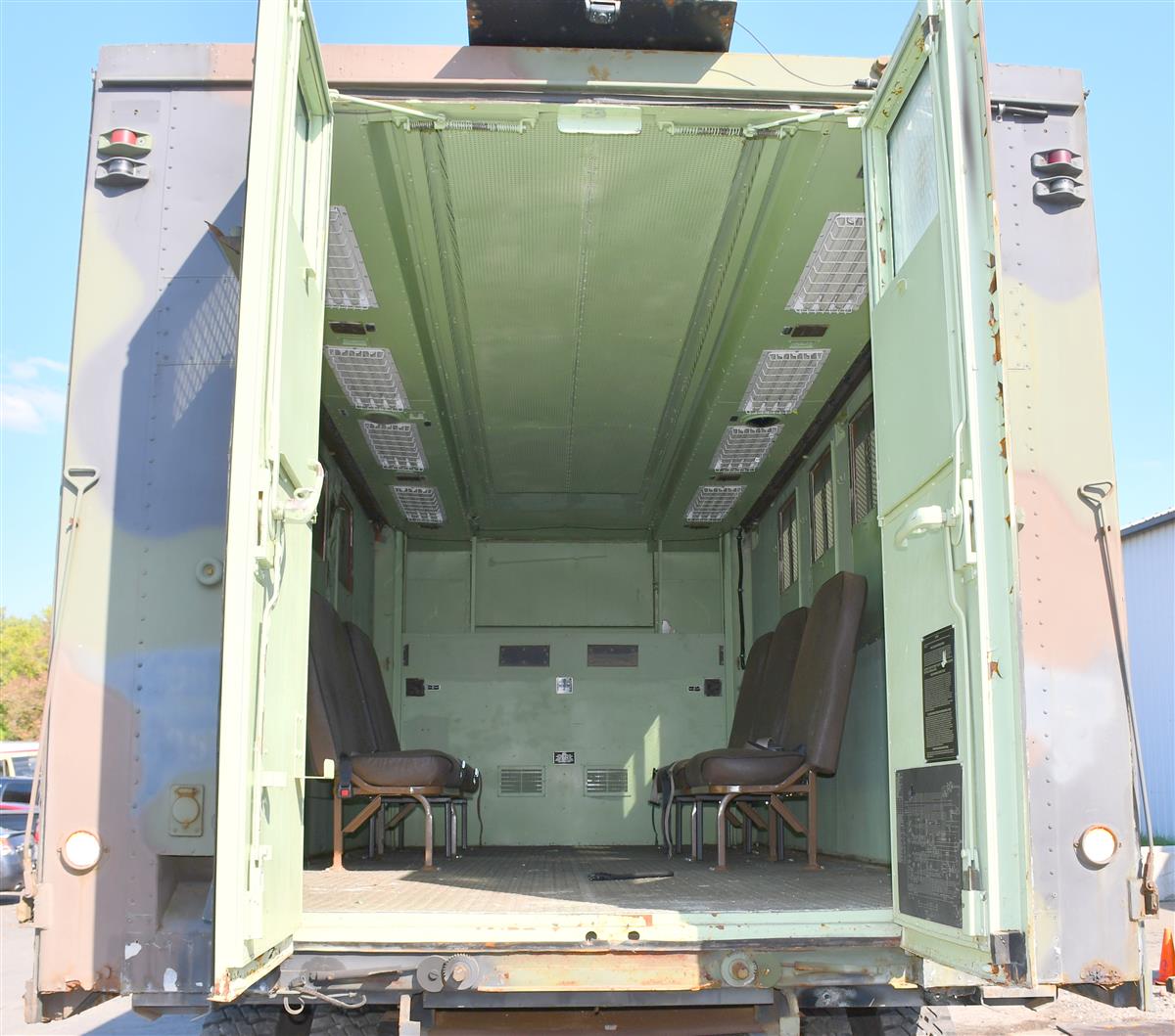5T-720 | 5T-720 Van Body  Expansible  Expandable Van  (11).JPG