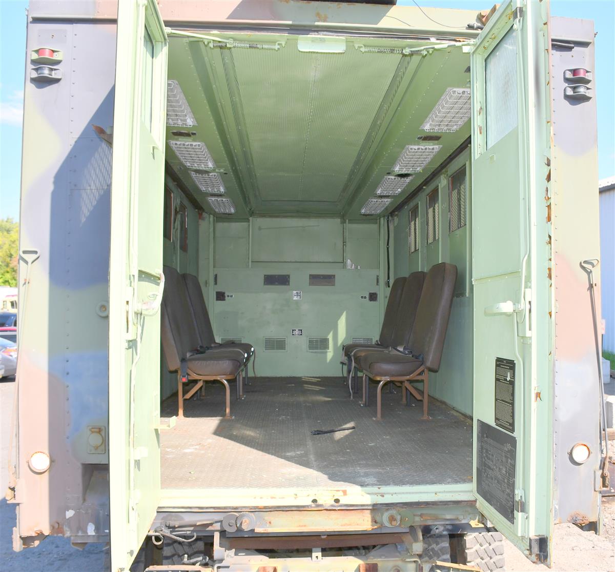 5T-720 | 5T-720 Van Body  Expansible  Expandable Van  (12).JPG