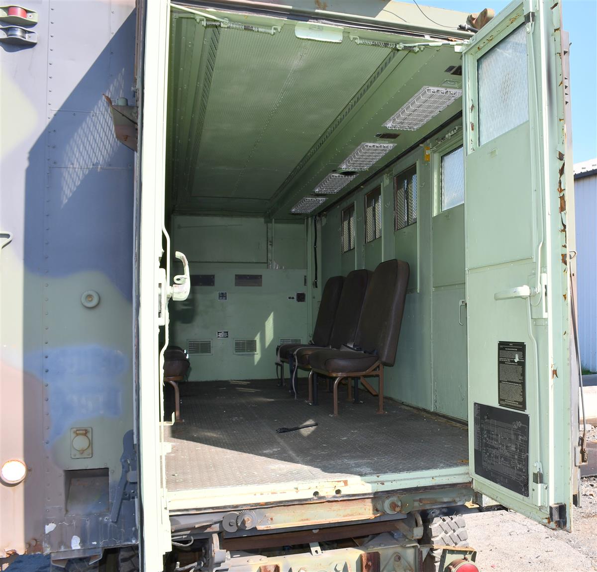 5T-720 | 5T-720 Van Body  Expansible  Expandable Van  (13).JPG