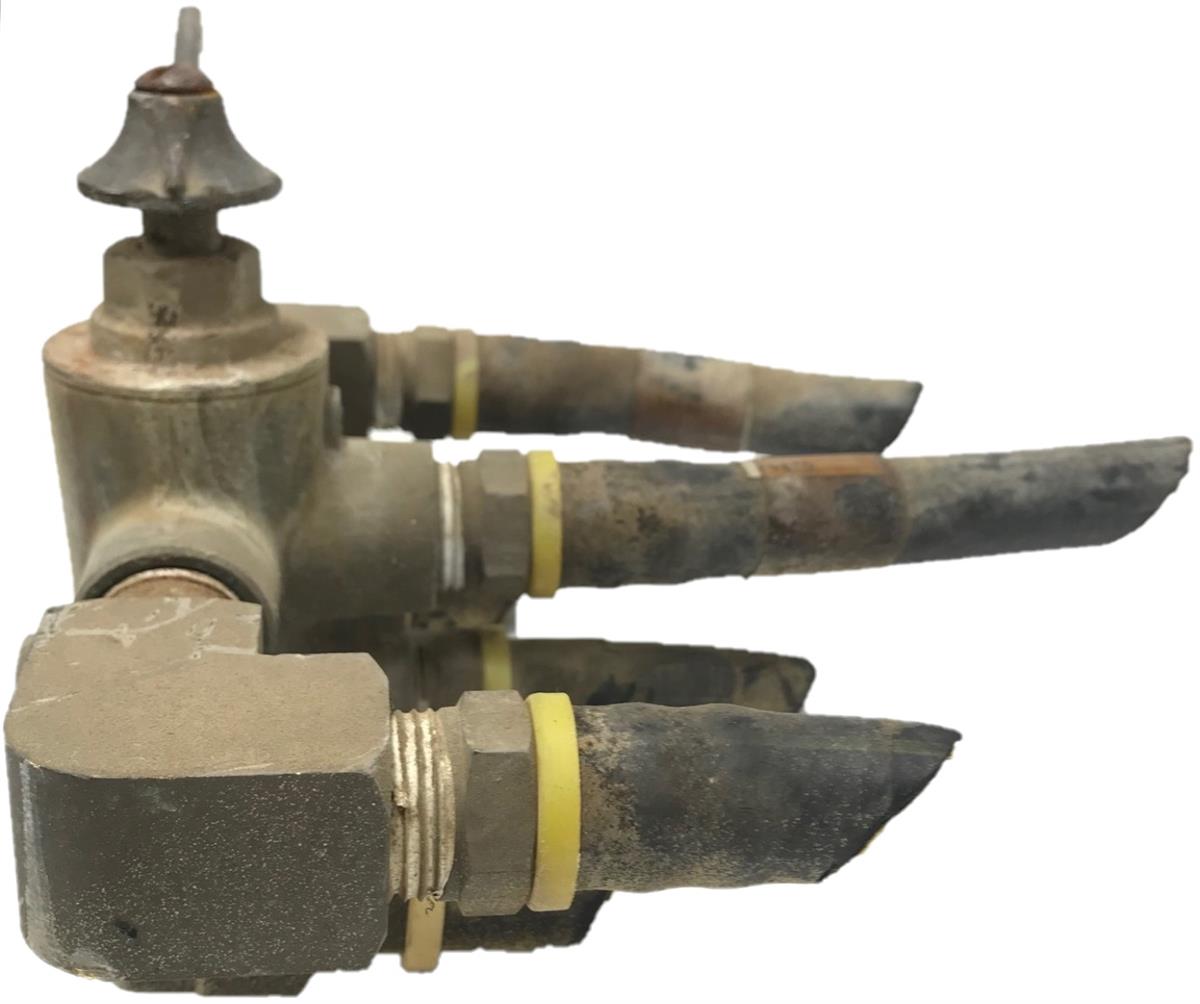 5T-778 | 5T-778  Fuel Tank Diverter Selector Valve (2)USED.jpg