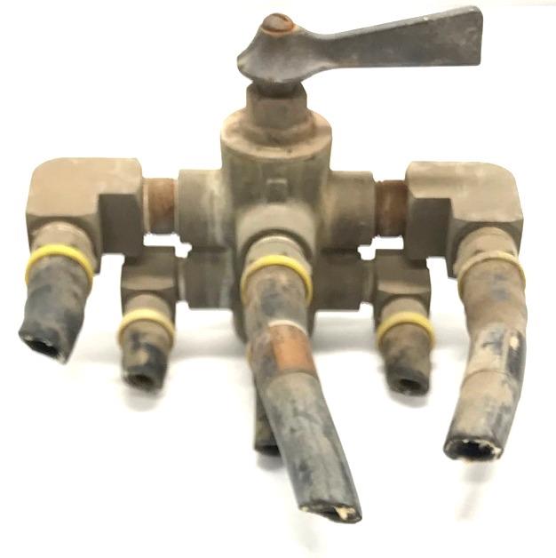 5T-778 | 5T-778  Fuel Tank Diverter Selector Valve (4)USED.jpg