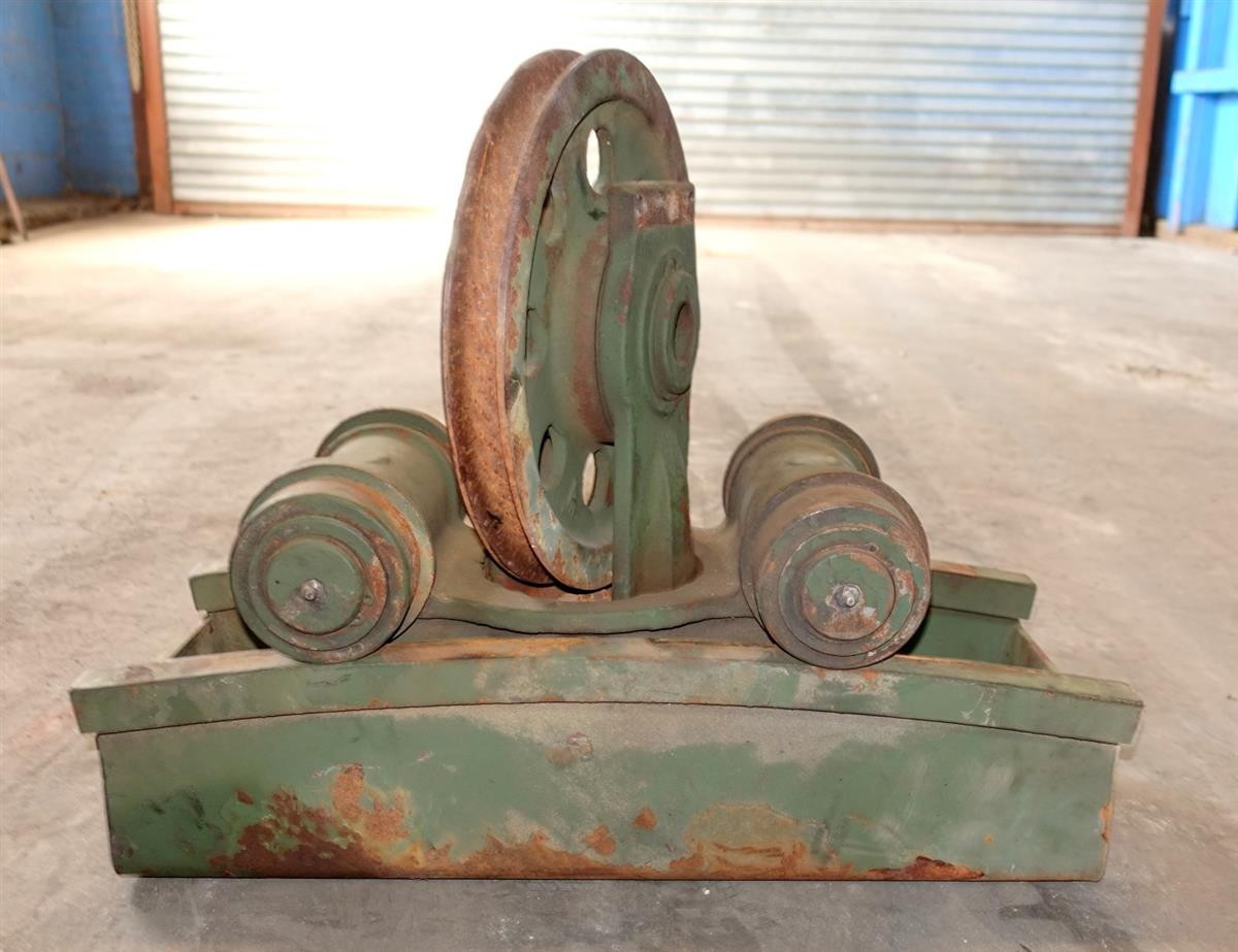 5T-972 | 5T-972 45000 Lb Rear Winch Level Wind with Track for M816 M936 Wreckers USED (4).JPG