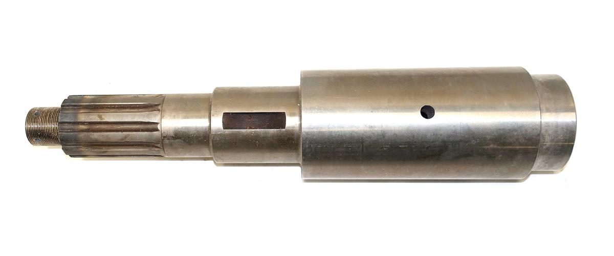 5T-980 | 5T-980 5 Ton Transfer Case Rear Axle Output Shaft (2) (Large).JPG