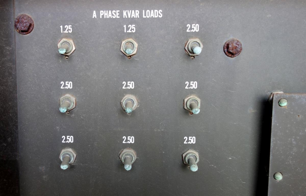SP-1866 | 6150-01-232-3138 Model A698A Electrical Load Bank USED (6).JPG