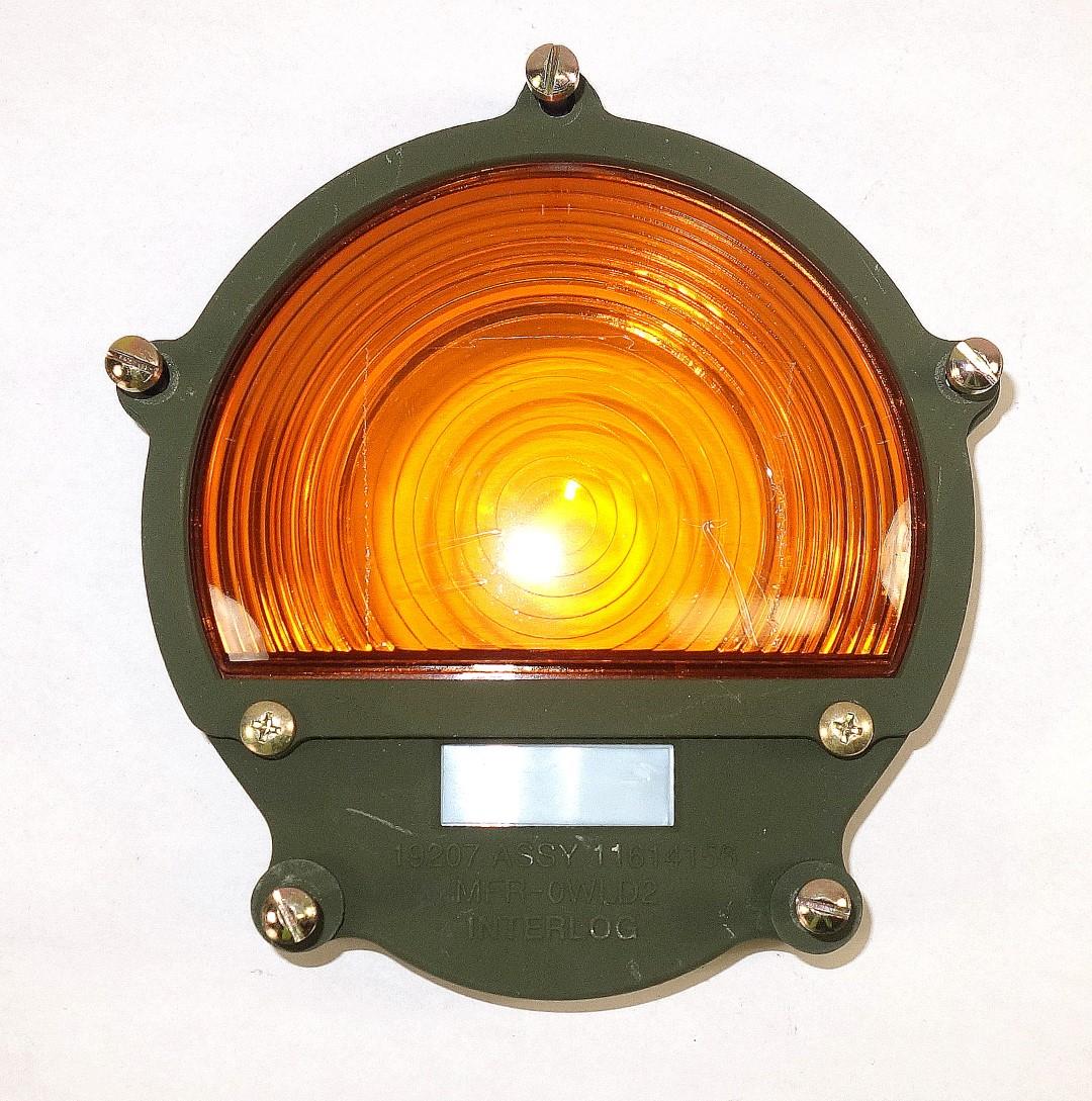 ALL-5198 | 6220-00-179-4325 Front Amber Composite Turn Signal Lens for Common Application. NOS (4).JPG