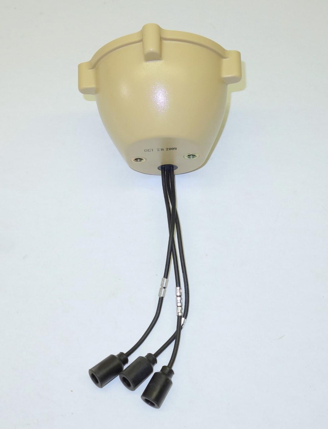 ALL-5194 | 6220-01-067-4718 Front Turn Signal Light Body Housing for Common Application NOS (5).JPG