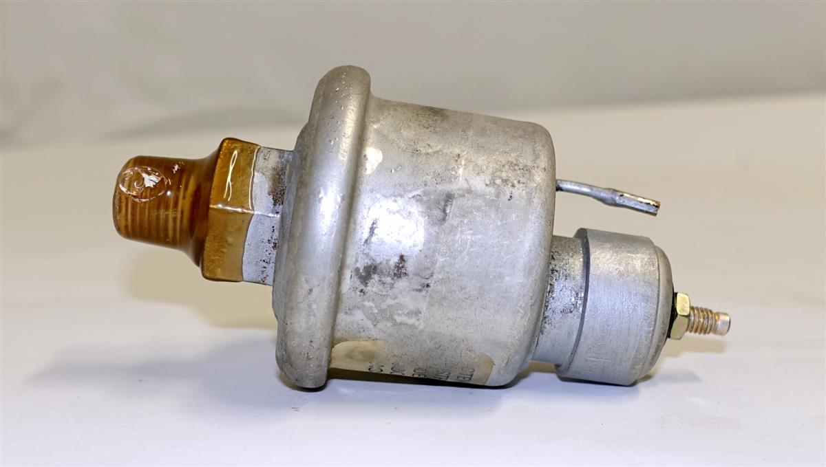 SP-2051 | 6620-01-154-8425 Oil Pressure Sending Unit Transmitter for 15 and 30 KW Generators NOS (1).JPG