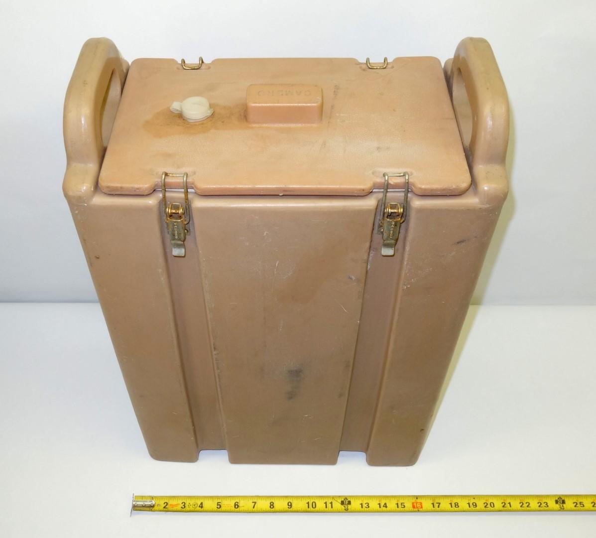 TR-139-BEIGE | 7310-01-612-7375 Cambro Beige 4.75 Gallons Beverage Dispenser for MKT75 and MKT90 Kitchen Trailer USED (2).JPG