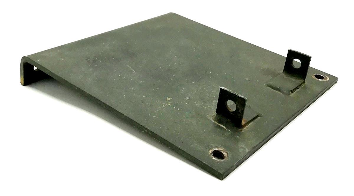 9M-1040 | 9M-1040 Radiator Top Mounting Bracket M939A2 (1)(USED).jpg