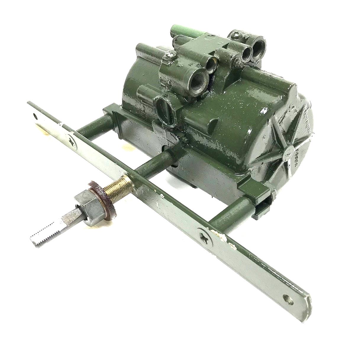 9M-121 | 9M-121  Windshield Wiper Motor Air Powered M939  (4).jpg