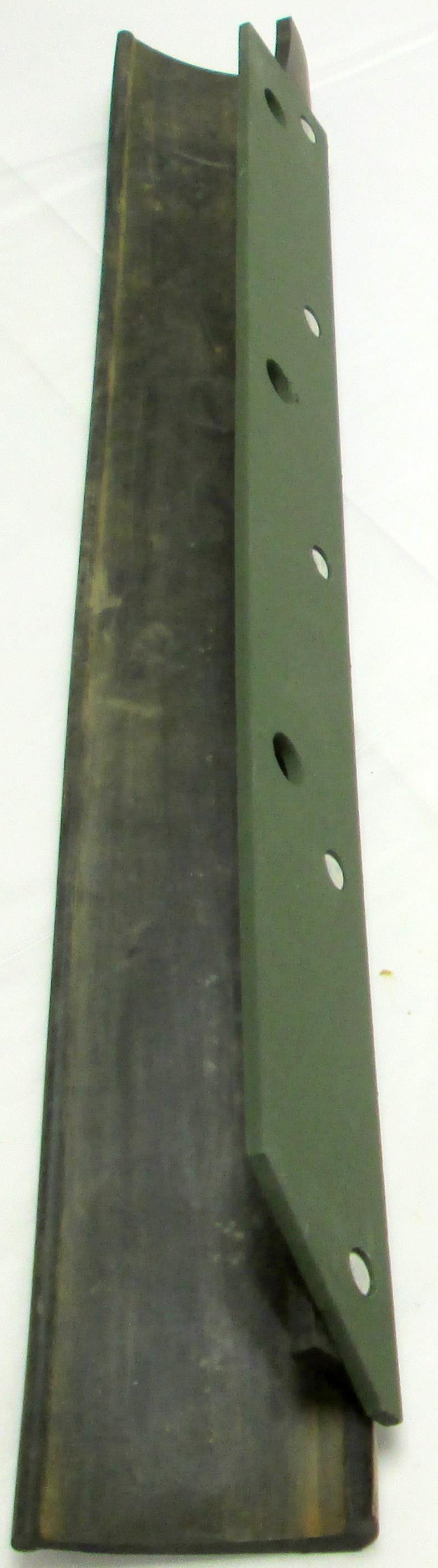 9M-1823 | 9M-1823 Left Driver Side Radiator Sheild and Plate Assembly M939 (11).JPG