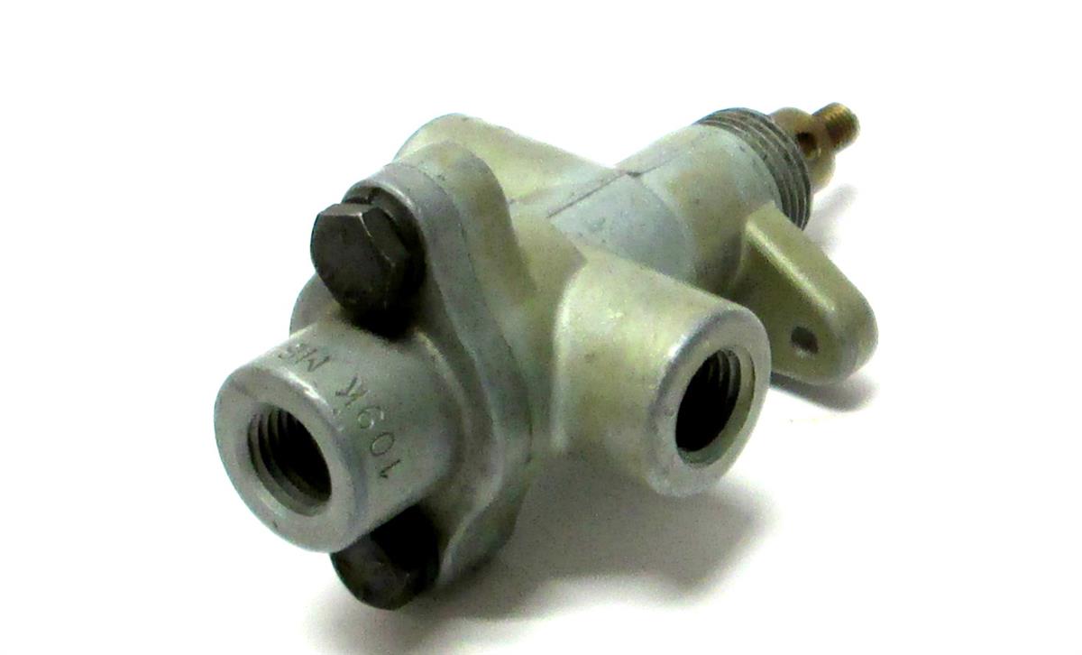 9M-1850 | 9M-1850 Trailer Air Supply Brake Valve Actuator Body M931 (10).JPG