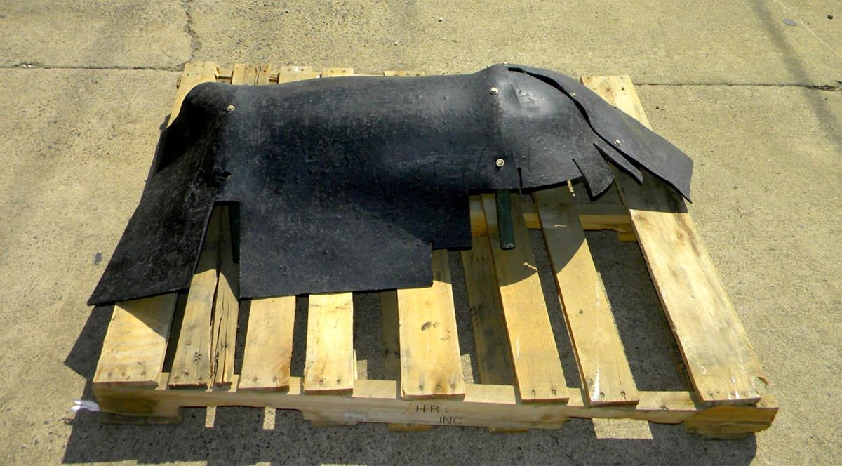 9M-802 | 9M-802 Left Inner Wheel Well Splash Guard Assembly (1) NOS.JPG
