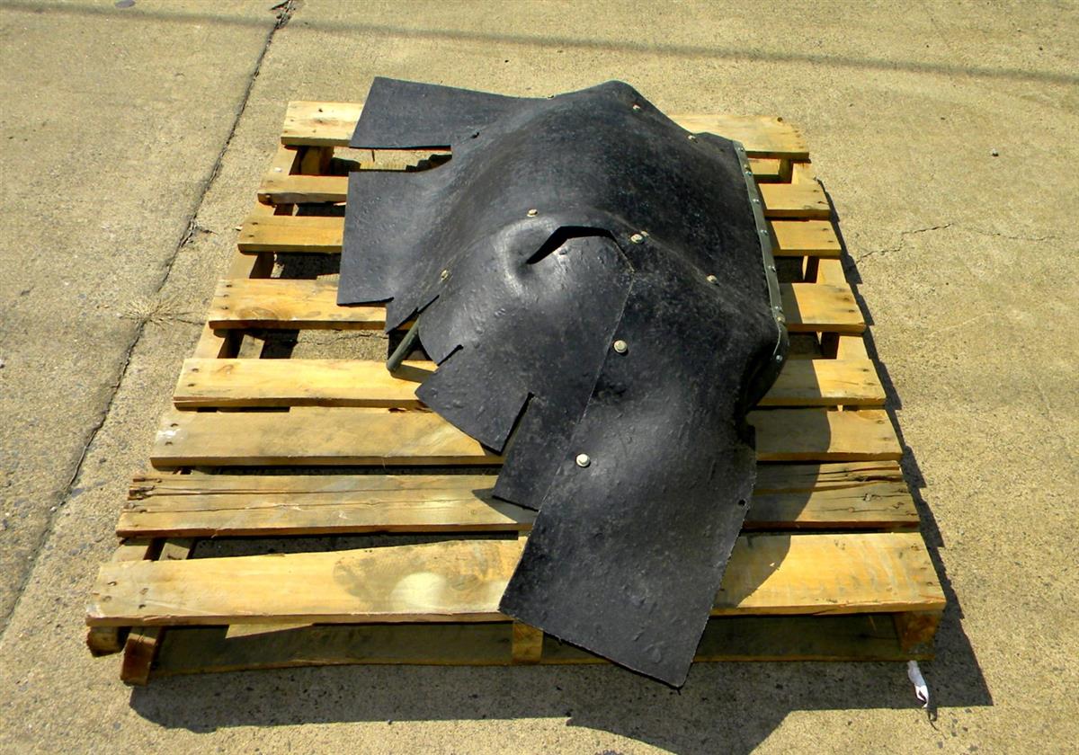 9M-802 | 9M-802 Left Inner Wheel Well Splash Guard Assembly (4) NOS.JPG