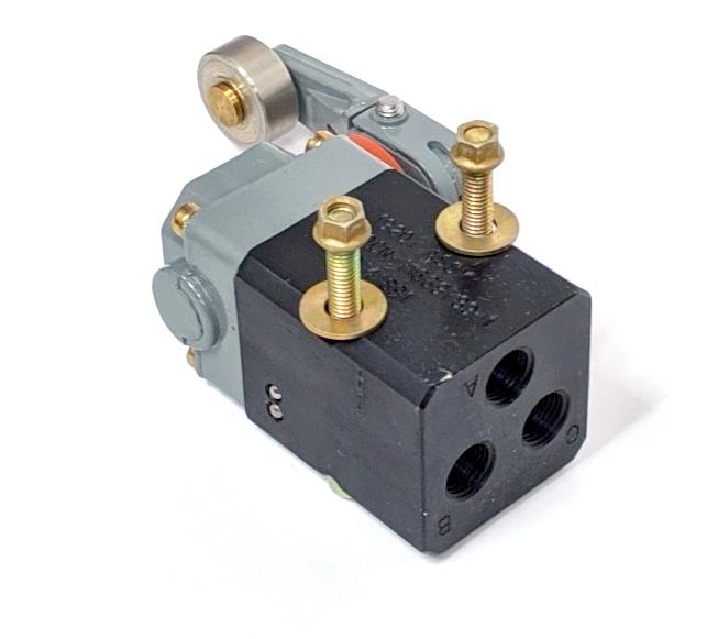 9M-819 | 9M-819  Parking Brake and Transfer Case Lock Switch (7).jpg