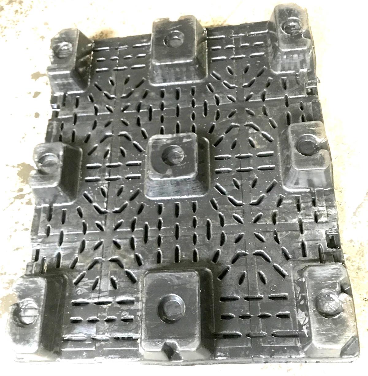 ALL-5256 | ALL-5256  Connecticut Container Corp Pallet Base 40 x 48 for Tri-Wall Box (P1)(7).jpg