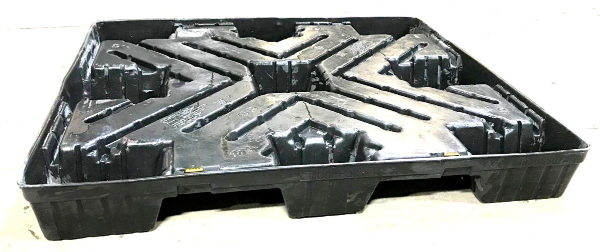 ALL-5257 | ALL-5257  Connecticut Container Corp Pallet Base 40 x 48 for Tri-Wall Box (P2)(3).jpg