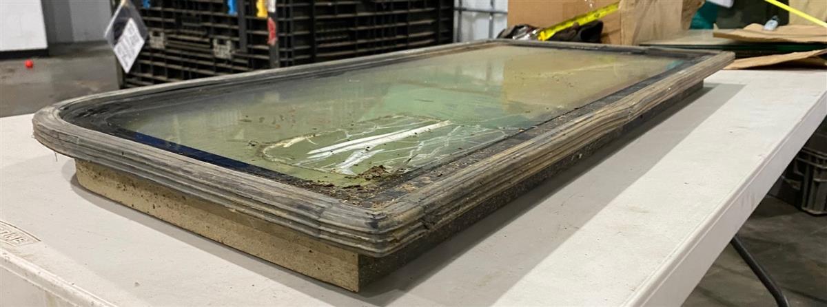 HM-1568 | Ballistic front window 5.jpg