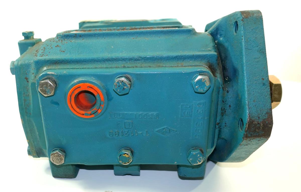 SP-2002 | Bendix TU-Flo 550 Air Compressor NOS  (5) (Large).JPG