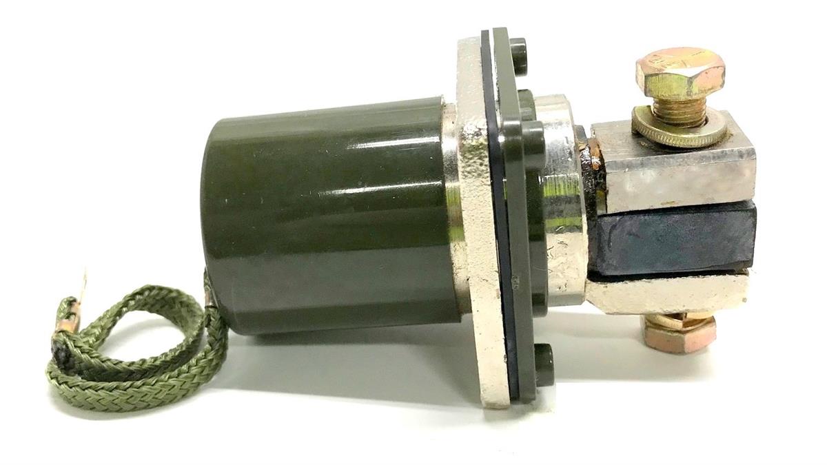 COM-3302 | COM-3302  Receptacle Electrical Slave Connector  (2)(NOS).jpg