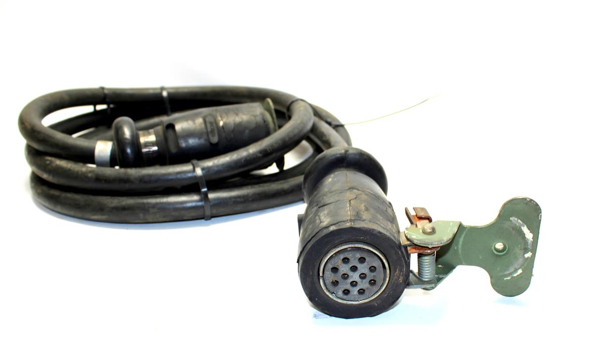 COM-5271 | COM-527 Trailer InterVehicular Cable Assembly 12 Pin  (11).JPG