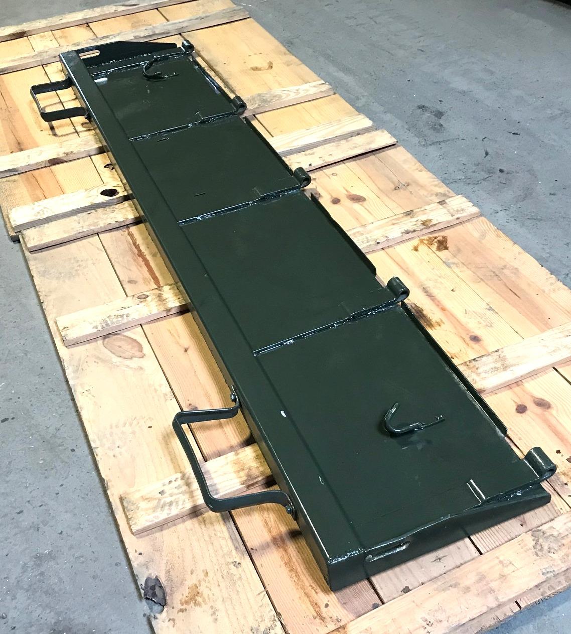 COM-5332 | COM-5332 Non-DropSide Tailgate (Green) (USED) (4).jpg