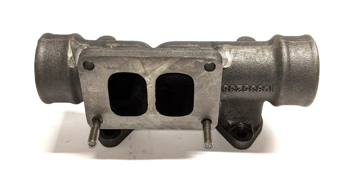 Com-5385 | COM-5385 Center Exhaust Manifold for Multi-fuel Engine (2).jpg
