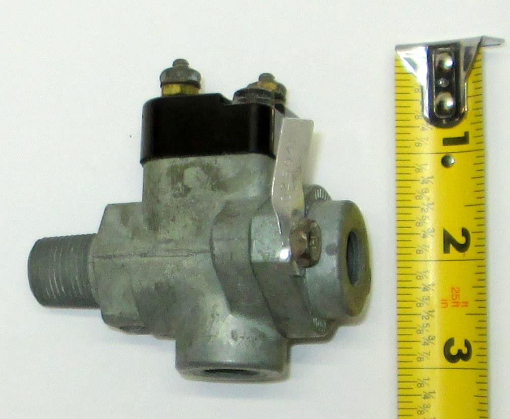 COM-5463 | COM-5463 Air Brake DC-4 Double Check Valve M915A1 M936 Series Update Pic (3).JPG