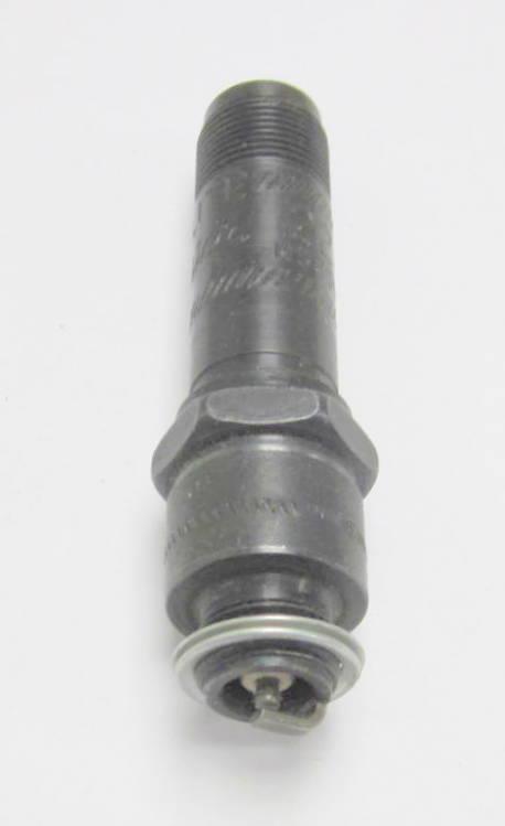 COM-5696 | COM-5696 Shielded Spark Plug (1).JPG