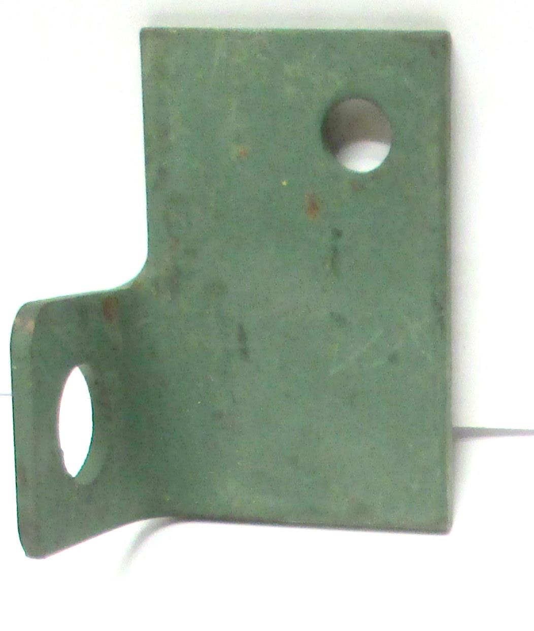 COM-5722 | COM-5722 Hydraulic Line Mounting Bracket M35 M35A1 M54 (1).JPG