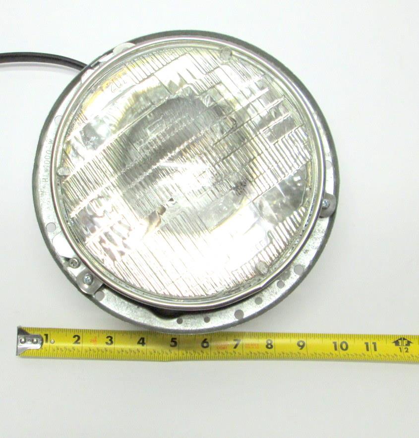 FM-175 | FM-175 Headlight Assembly with Bucket Bulb Ring FMTV LMTV Update  (2).JPG