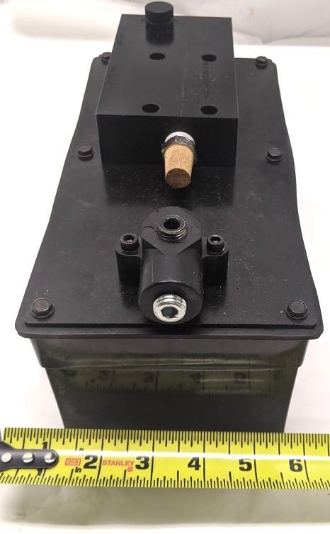 FM-224 | FM-224  Air Hydraulic Cab Lift Power Unit Pump (17).jpg
