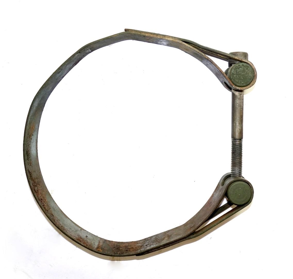 FM-275 | FM-275 Transmission Oil Cooler Mounting Bracket with Clamp (1) (Large).JPG