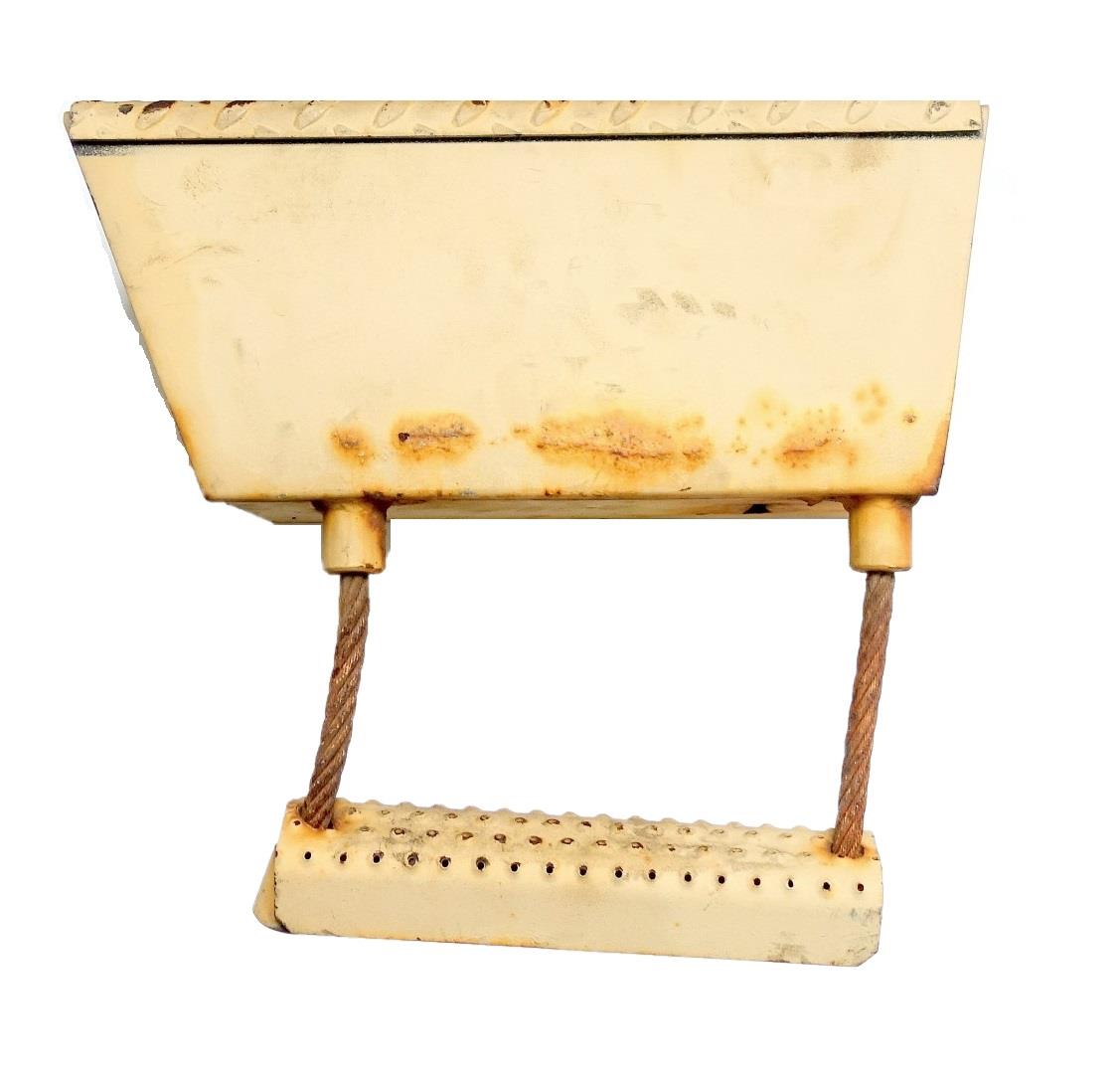 FM-307 | FM-307 LMTV - FMTV Passenger Side Boarding Steps (1) (Large).JPG
