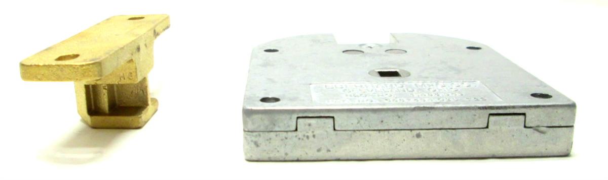 FM-513 | FM-513  Door Latch FMTV (35).JPG
