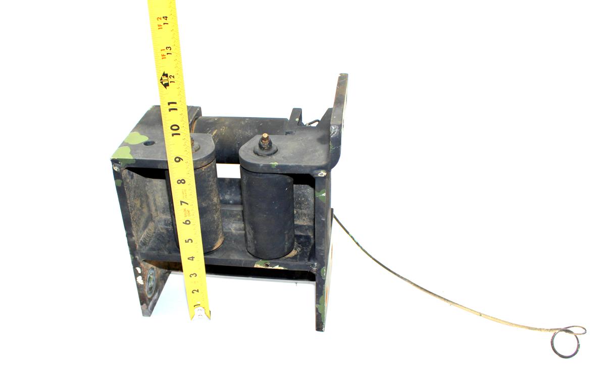 FM-515 | FM-515 Winch with Fairlead FMTV (4).JPG