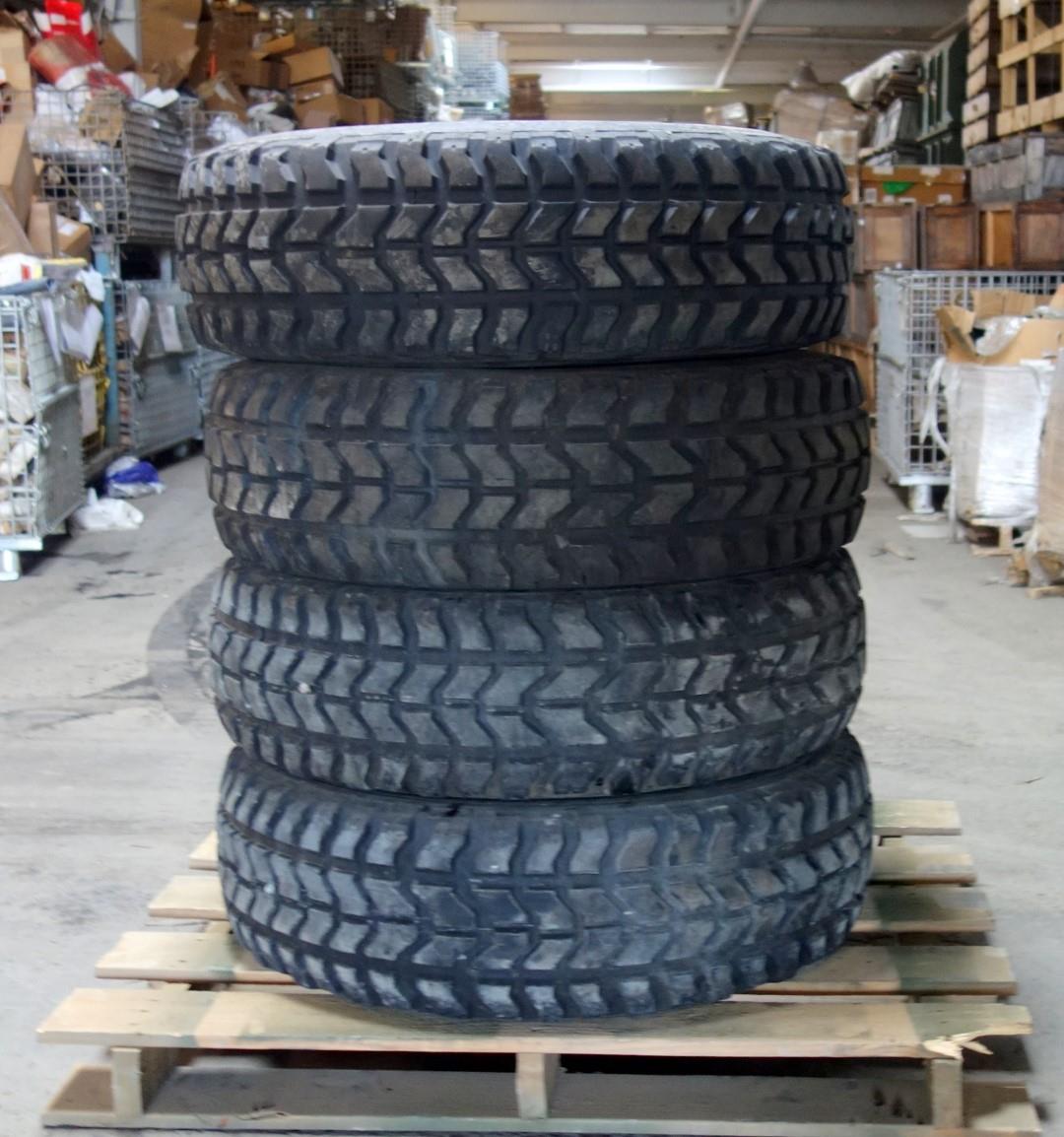 TI-159 | Goodyear Wrangler MT 37x12.50R16.5LT Tire (Lot Sale) (Used) (10).JPG
