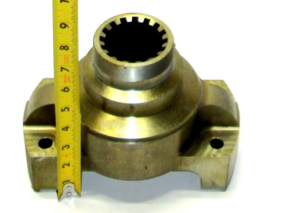 HEM-329 | HEM-329 Center Propellor Shaft Universal Slip Joint Yoke OSHKOSH LVS MK48 and Trailer Family (8).JPG