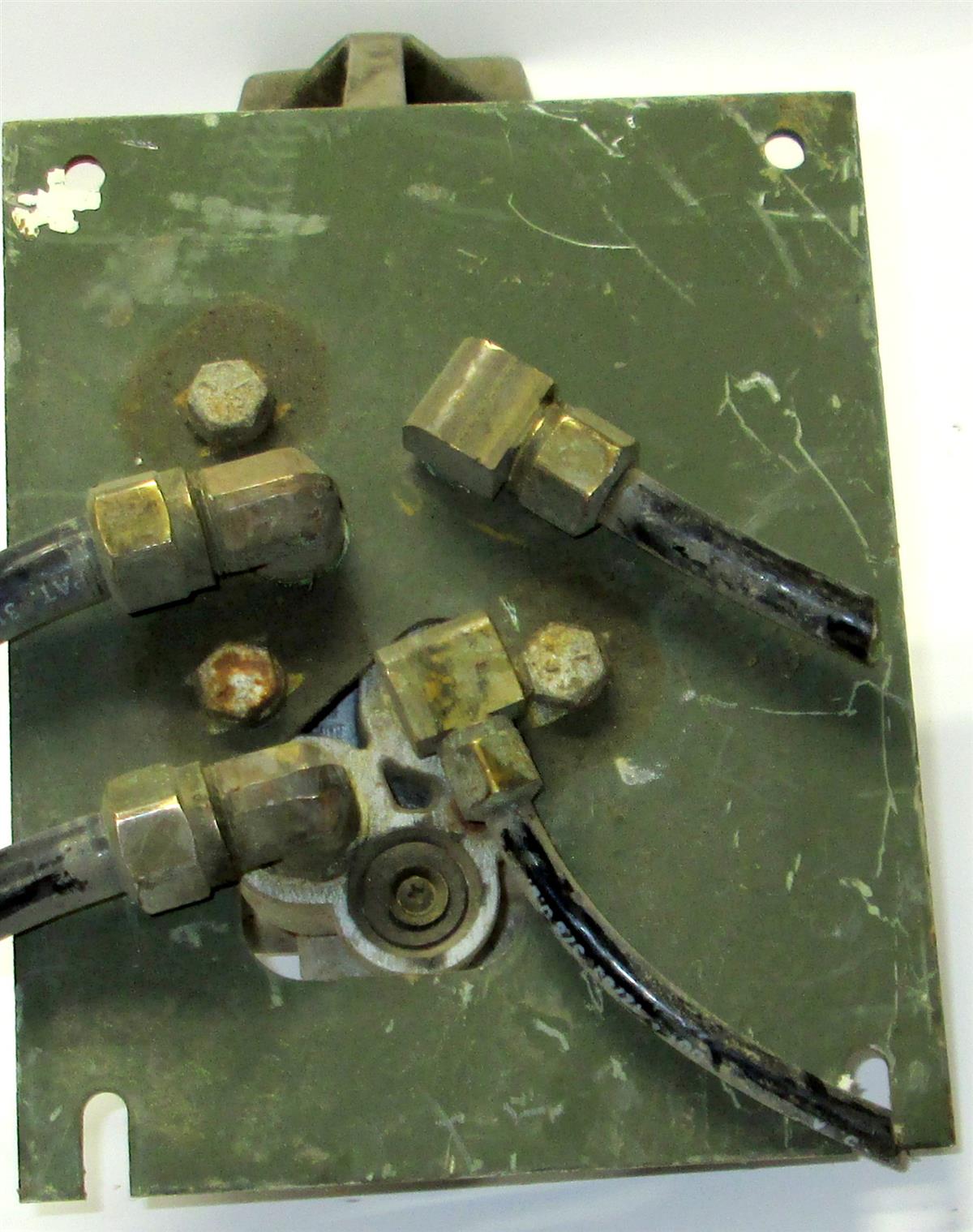 HEM-338 | HEM-338 Treadle Valve Assembly with Brake Pedal HEMTT M978 M983 M984 M984A1 (14).JPG