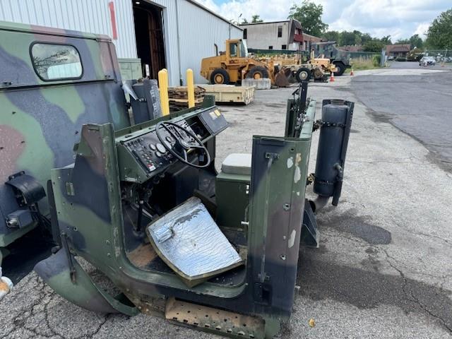 HEM-355 | HEM-355 MTVR Parts - Radiator, Engines, Transmissions, Cabs  (6).jpg