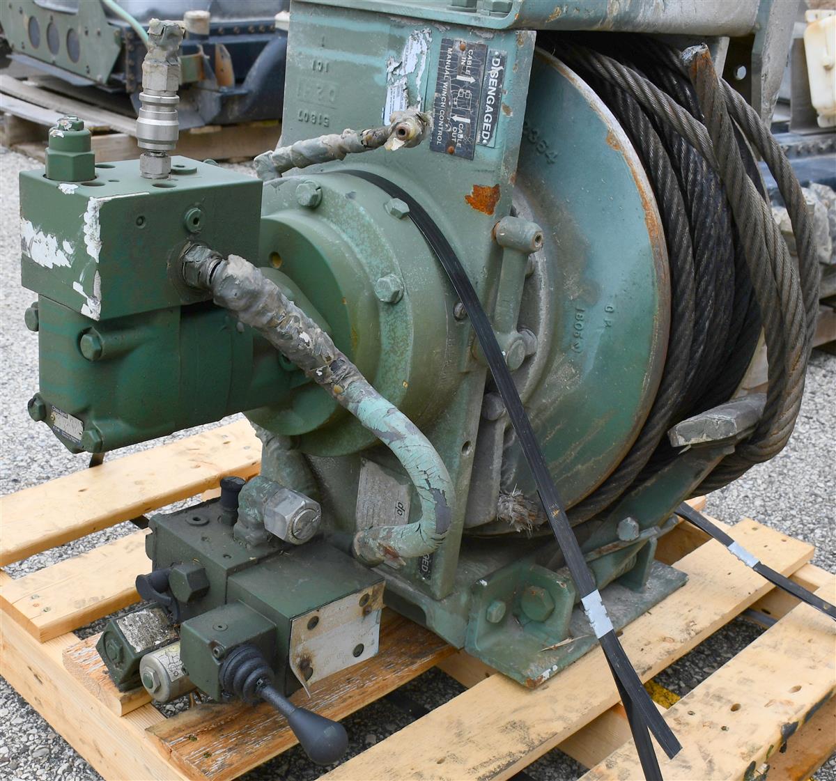 HEM-358 | HEM-358 Winch Assembly Oshkosh MTVR  (8).JPG