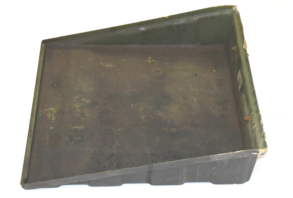 HET-156 | HET-156 Battery Box Cover M1070 (4).JPG