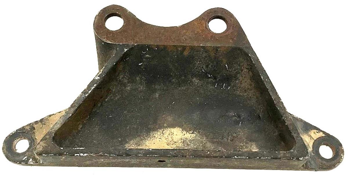 HM-1077 | HM-1077  HMMWV Rear Axle Differential Mounting Bracket (6).jpeg