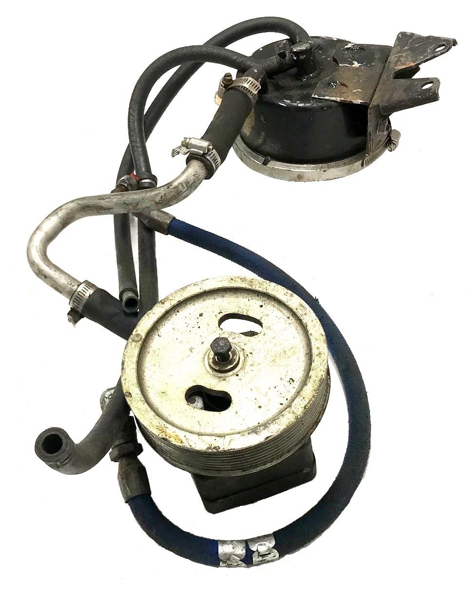 HM-1096 | HM-1096  Power Steering Pump And Reservoir Assembly HMMWV  (5)(USED).jpg