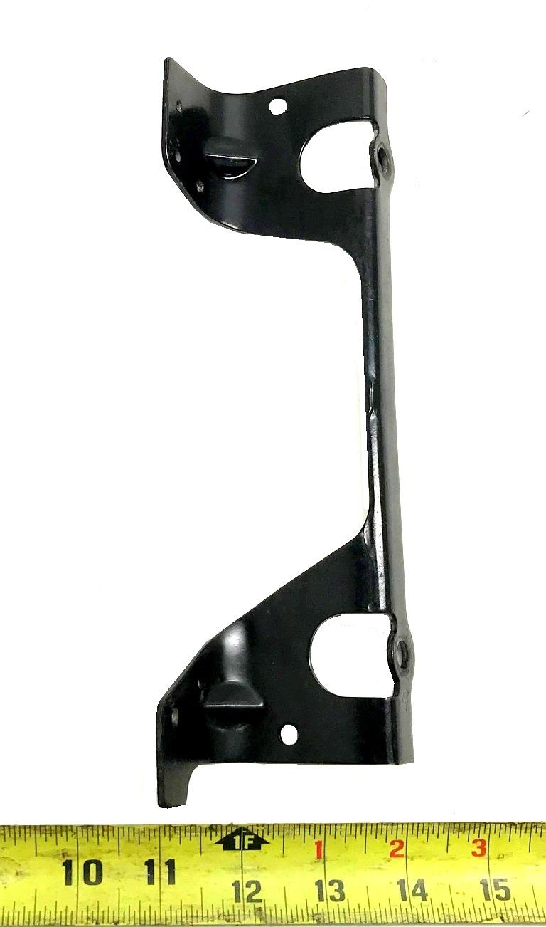 HM-1103 | HM-1103 6.2L Fuel Injection Line Bracket HMMWV  (2)(NOS).jpg